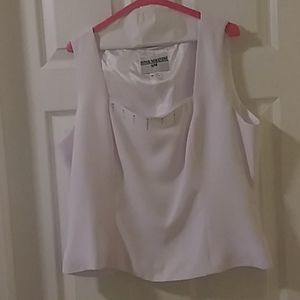 White top with rhymes stone